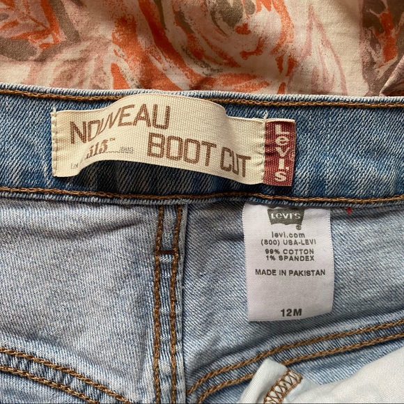 Vintage Cut Off 501 Levi's Jean Shorts - Picture 4 of 4